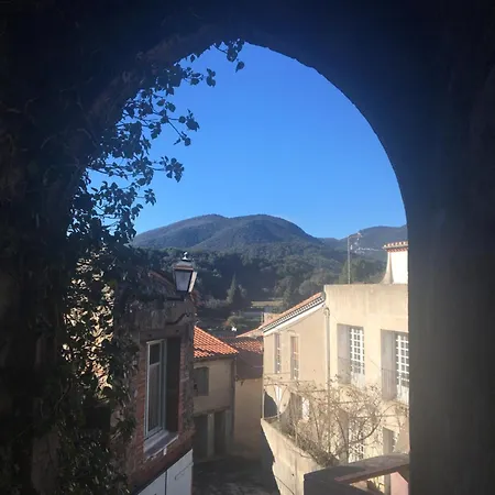 Les Remparts