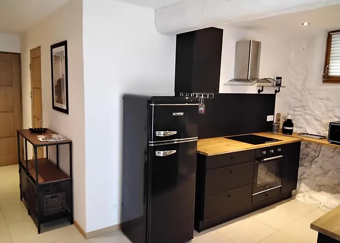 Les Remparts * Caudies-de-Fenouilledes